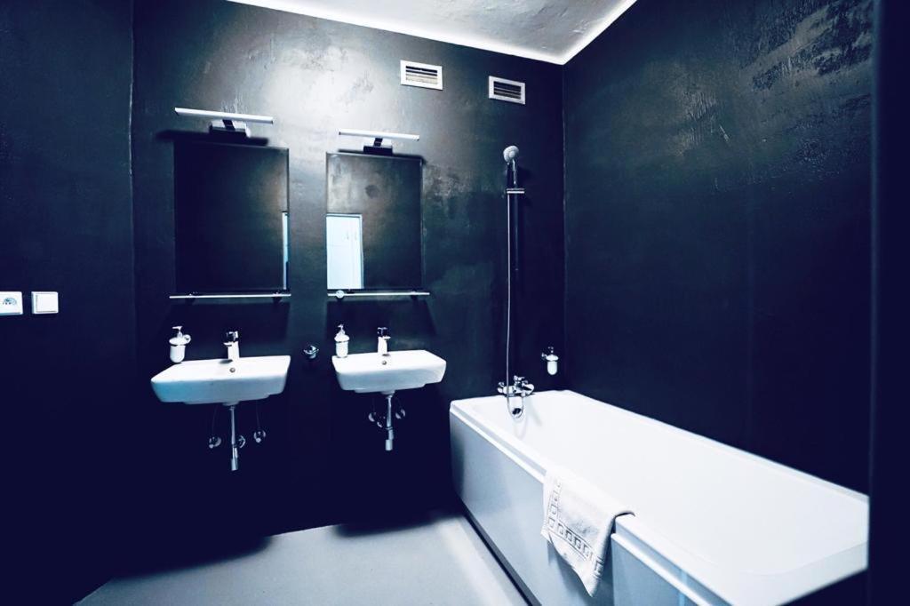 Interhotel America Písek Dış mekan fotoğraf