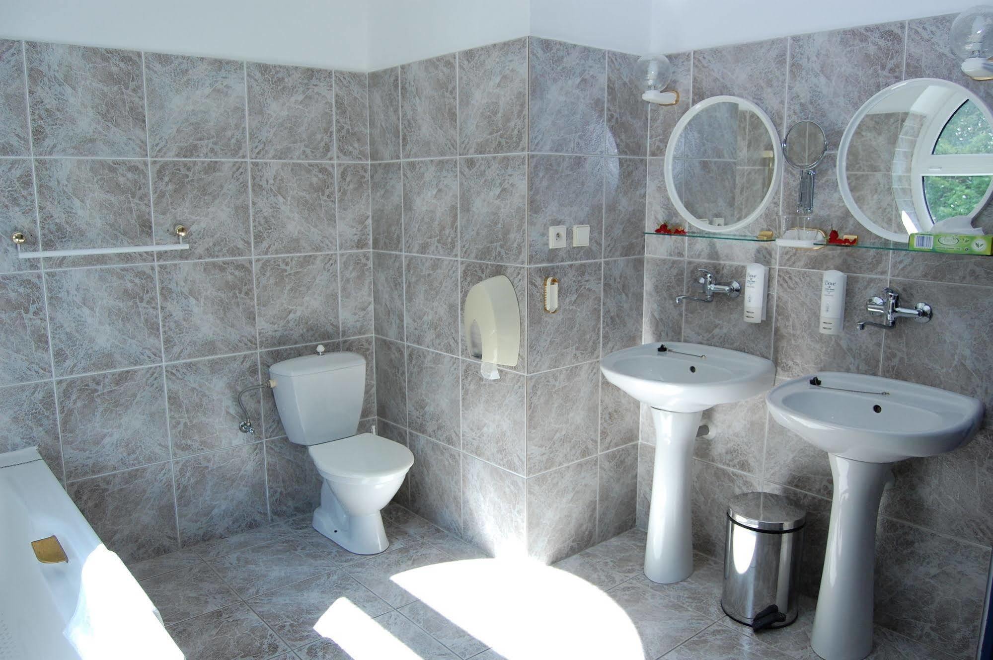 Interhotel America Písek Dış mekan fotoğraf