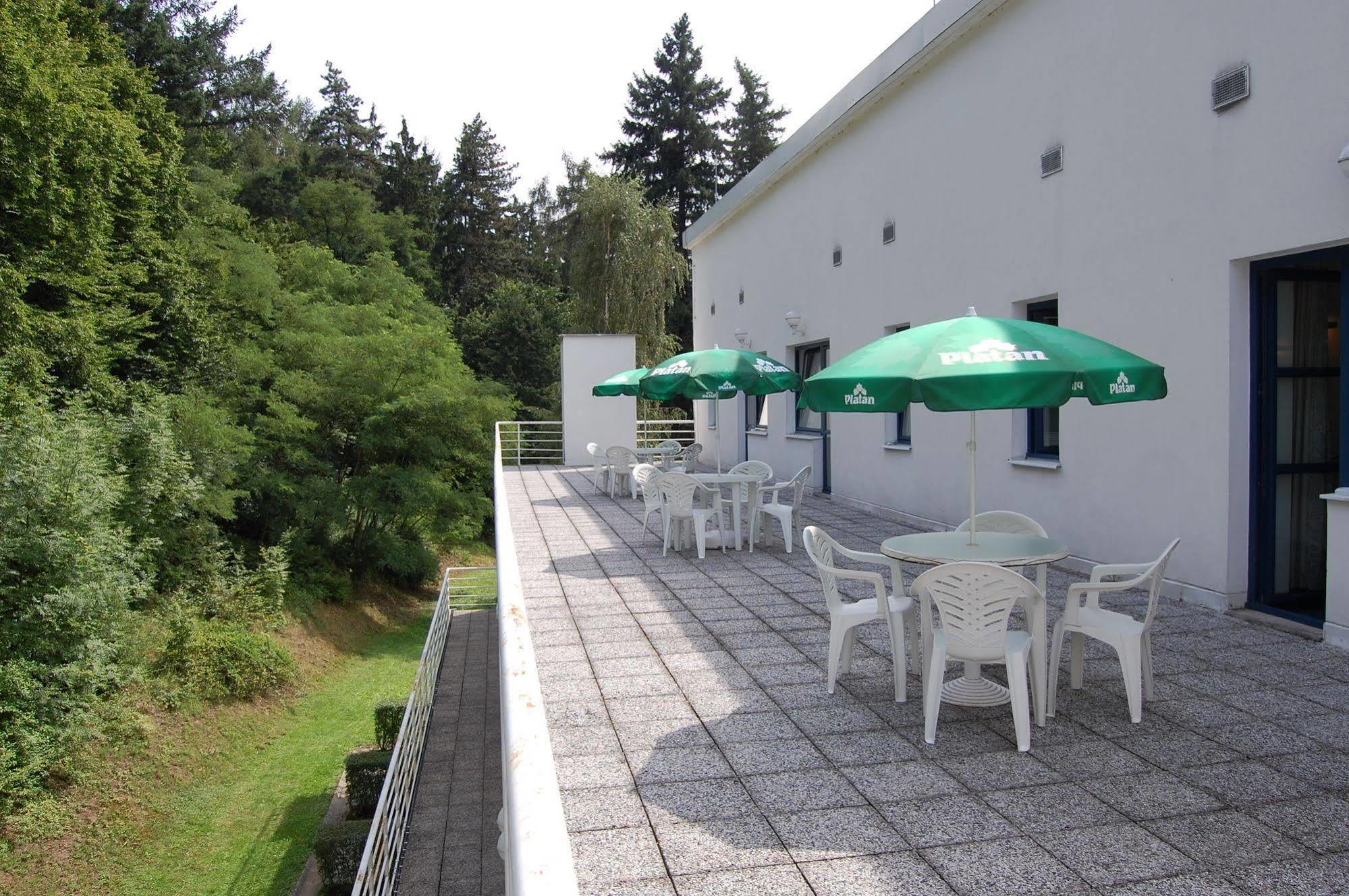 Interhotel America Písek Dış mekan fotoğraf