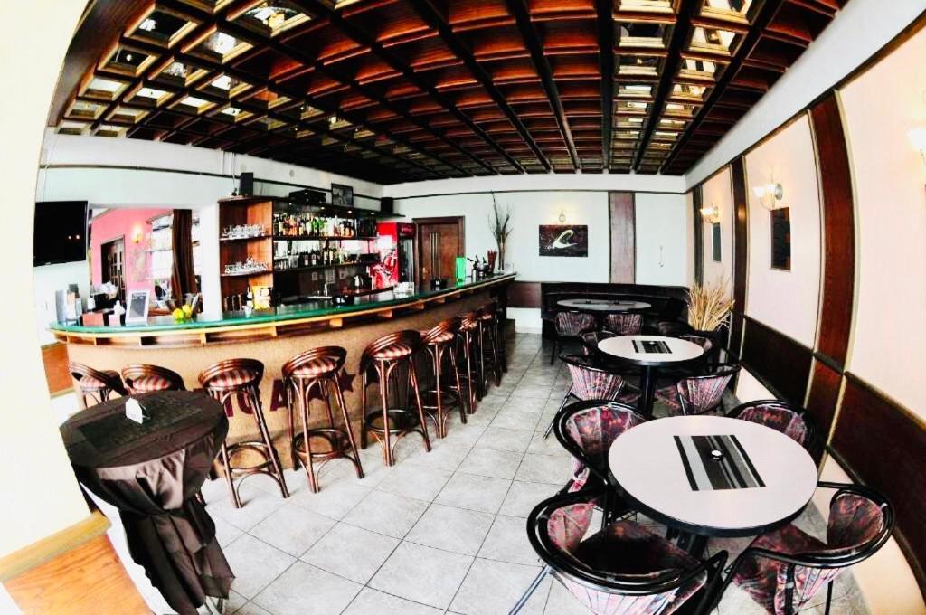 Interhotel America Písek Dış mekan fotoğraf