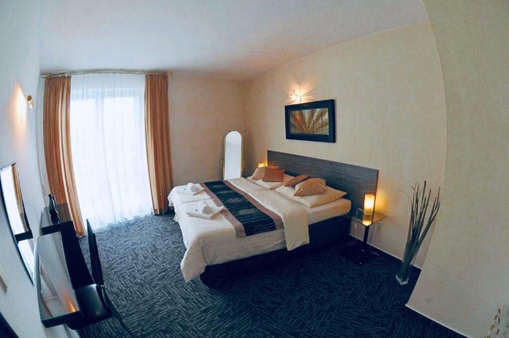 Interhotel America Písek Dış mekan fotoğraf